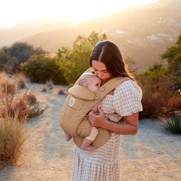 Ergobaby Omni Breeze - Brun Camel